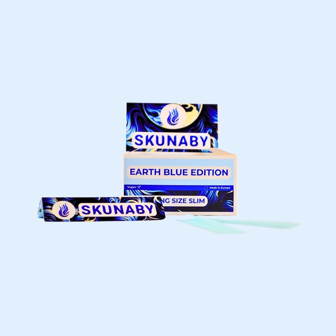 „Skunaby EarthBlueEdition 40x Box – King Size Longpapers im Vorrat“