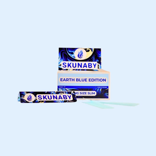 „Skunaby EarthBlueEdition 40x Box – King Size Longpapers im Vorrat“